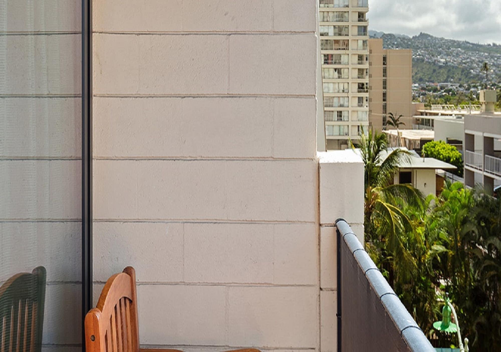 Castle Bamboo Waikiki Hotel Honolulu Exterior photo