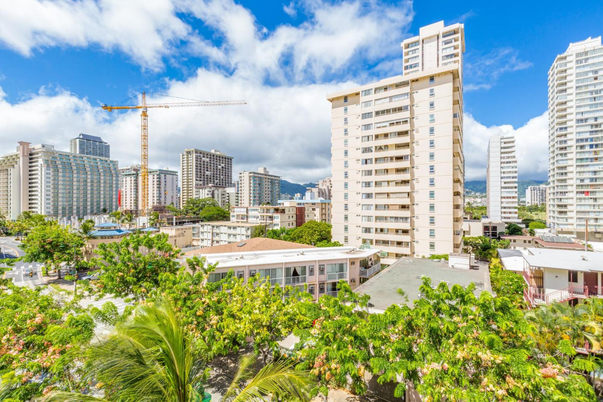 Castle Bamboo Waikiki Hotel Honolulu Exterior photo